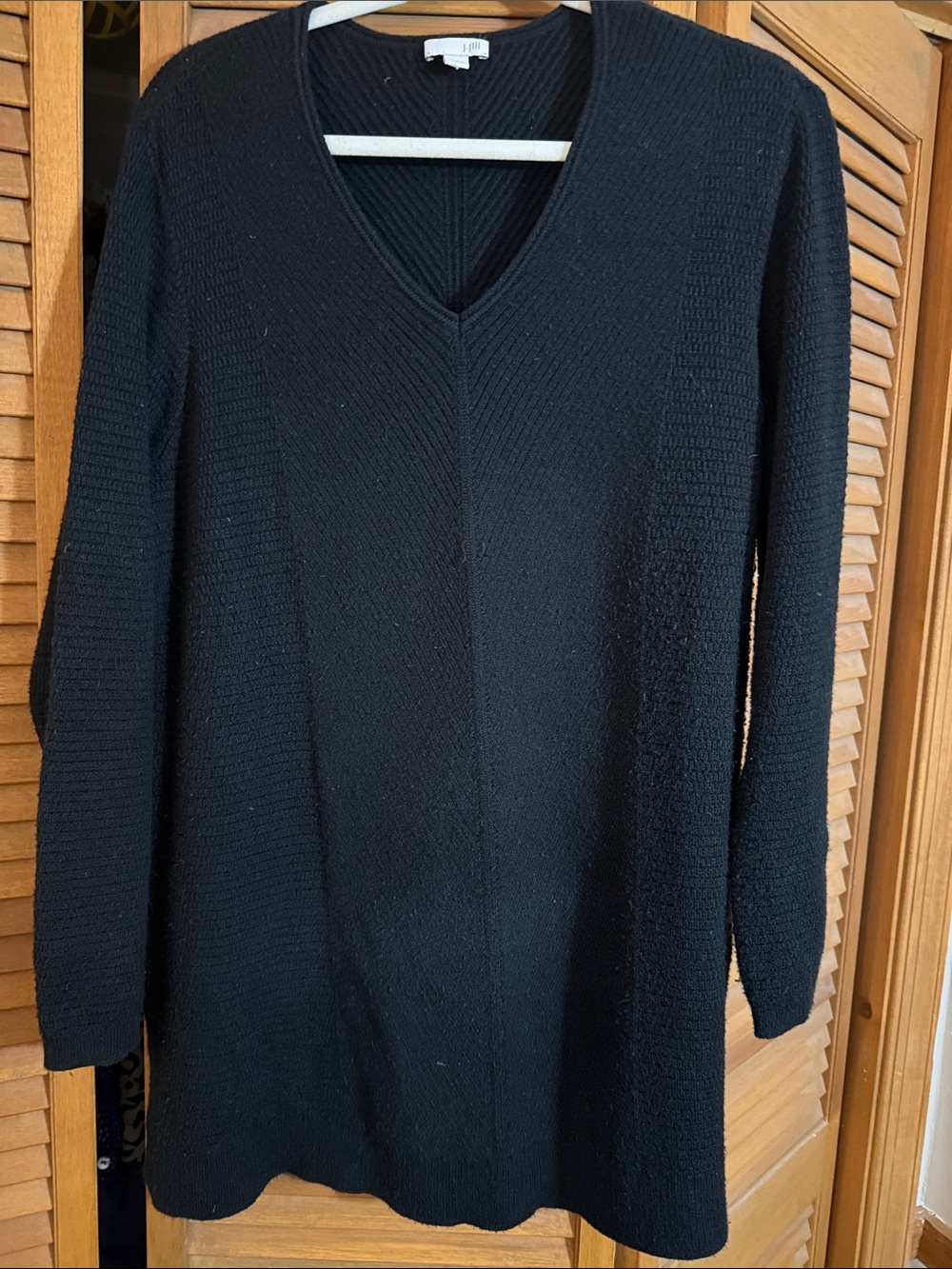 J. Jill Black V-Neck Long Sleeve Sweater